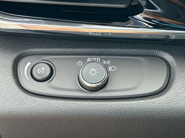 New 2026 Buick Envista Sport Touring w/ Convenience I Package FWD image 25