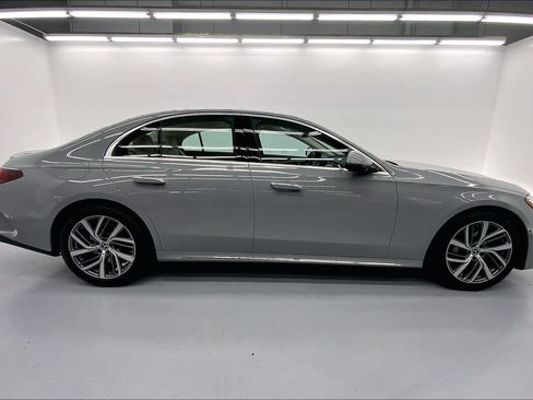 New 2026 Mercedes-Benz E 350 Sedan image 9