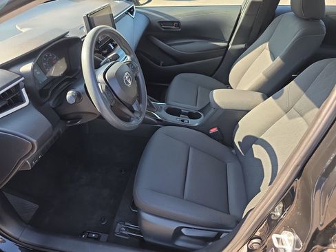Used 2023 Toyota Corolla LE image 8