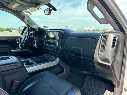 Used 2016 Chevrolet Silverado 1500 LT w/ Rally 2 Edition image 9