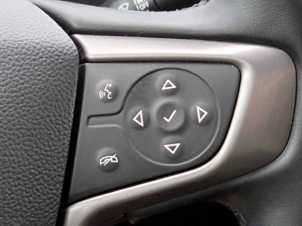 Used 2023 GMC Acadia AT4 w/ Trailering Package AWD/4WD image 9