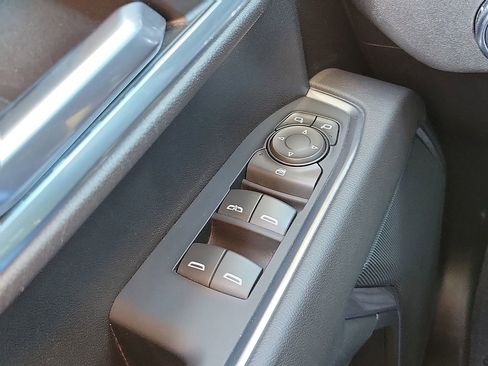 Used 2022 GMC Sierra 1500 Elevation image 13