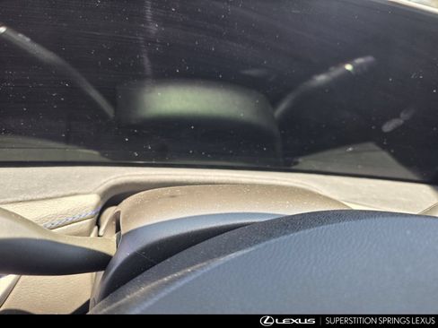 Used 2025 Cadillac XT4 Sport w/ Cold Weather Package FWD image 7