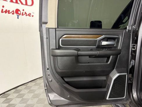 Used 2023 RAM 3500 Laramie AWD/4WD image 33