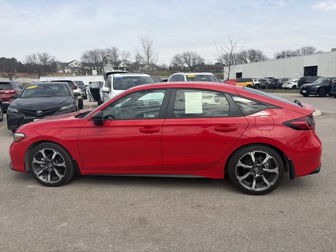 Certified 2025 Honda Civic Sport Touring image 8