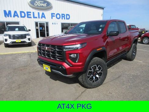 Used 2024 GMC Canyon AT4X image 3