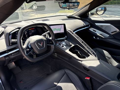 Used 2022 Chevrolet Corvette Stingray Preferred Cpe RWD image 6