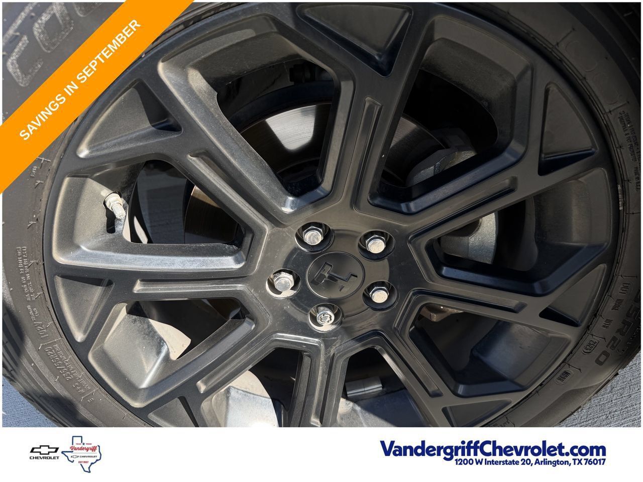 Used 2022 Toyota Highlander LE FWD image 9