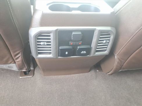 Used 2020 Ford F150 Limited image 10