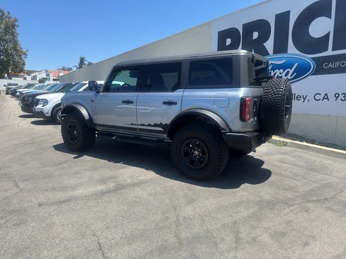 Used 2022 Ford Bronco Wildtrak image 4