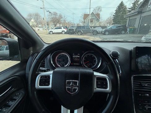 Used 2018 Dodge Grand Caravan GT FWD image 25