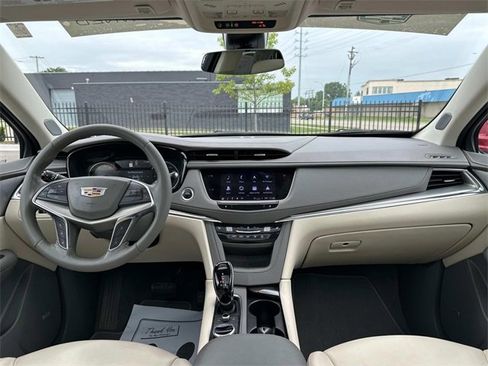 Certified 2022 Cadillac XT5 Premium Luxury image 65