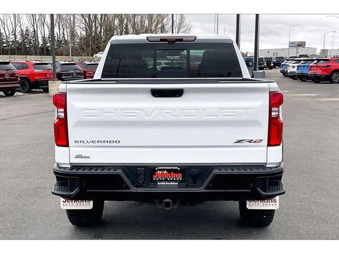 Used 2025 Chevrolet Silverado 1500 ZR2 w/ Technology Package image 4