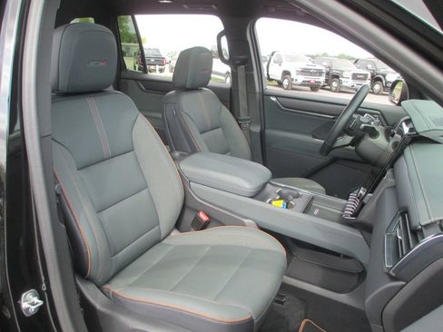 Used 2024 GMC Acadia AT4 w/ Super Cruise Package image 25