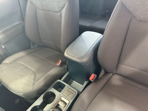 New 2025 Ford Maverick XL w/ Equipment Group 101A image 21