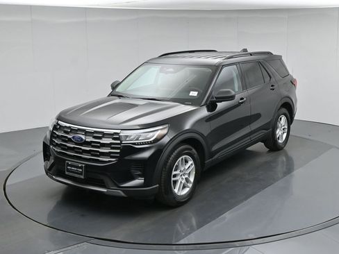 New 2026 Ford Explorer Active RWD image 36