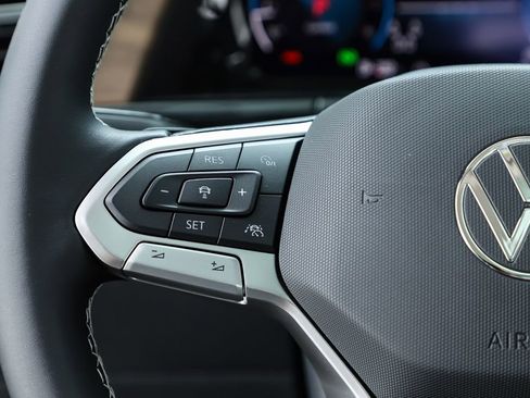 New 2026 Volkswagen Atlas SE image 60