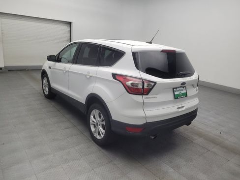 Used 2017 Ford Escape SE FWD image 5