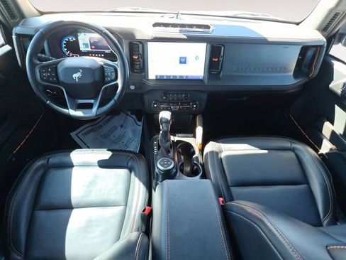 Certified 2024 Ford Bronco Badlands AWD/4WD image 10