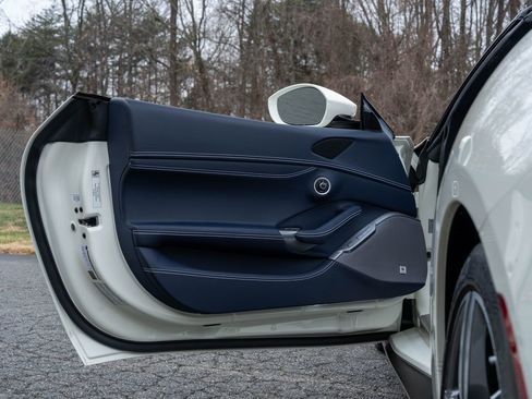 Certified 2020 Ferrari Portofino image 26