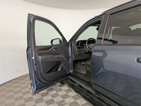 Certified 2021 Cadillac Escalade Sport Platinum image 14