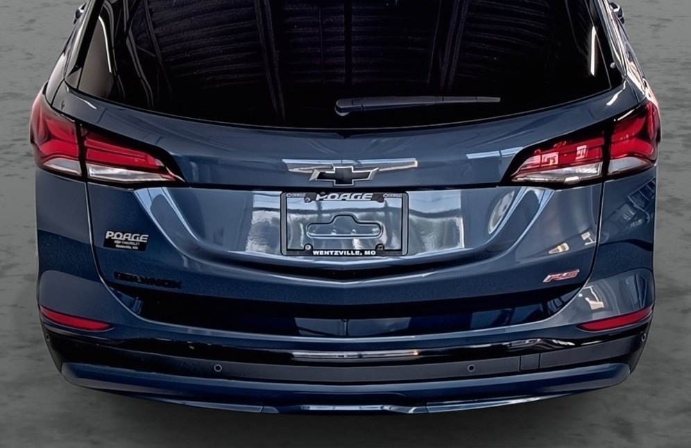 Certified 2024 Chevrolet Equinox RS FWD image 12