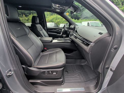 Used 2021 Cadillac Escalade Sport w/ LPO, ONYX Package AWD/4WD image 19