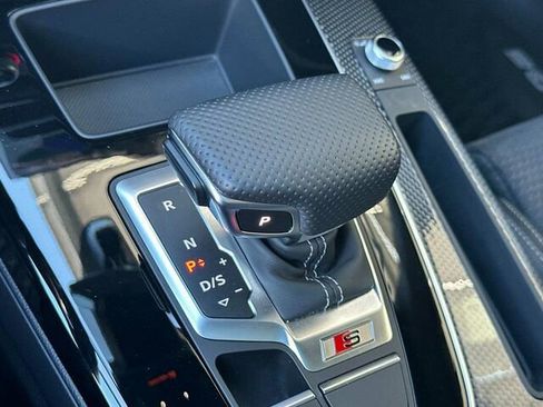 Used 2022 Audi SQ5 Premium image 26