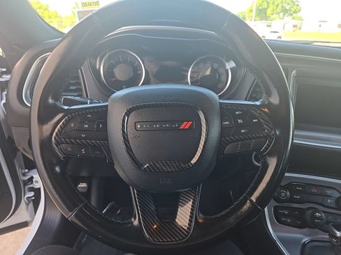 Used 2019 Dodge Challenger SXT RWD image 14