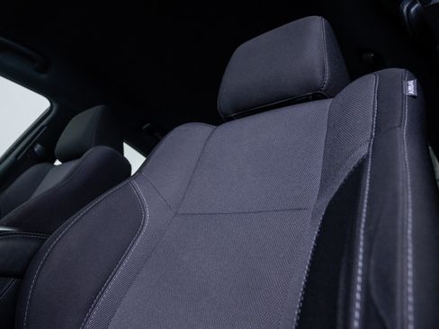 Used 2015 Dodge Charger SXT image 19