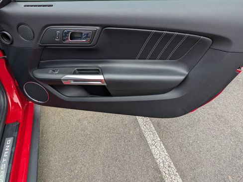 Used 2016 Ford Mustang Premium w/ Equipment Group 201A image 28