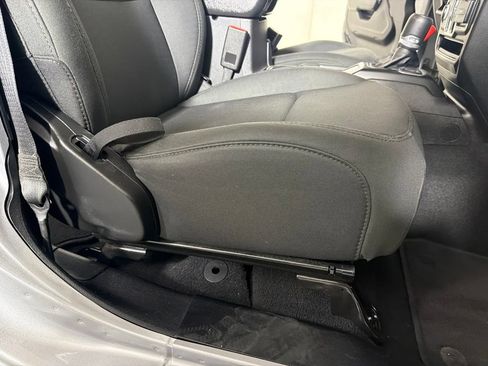 Used 2020 Jeep Gladiator Sport w/ Quick Order Package 24S AWD/4WD image 25