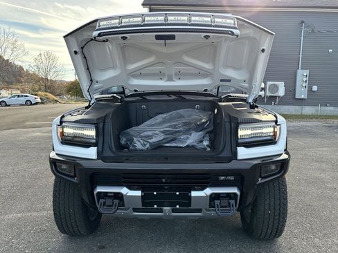 New 2025 GMC Hummer EV 3X image 74