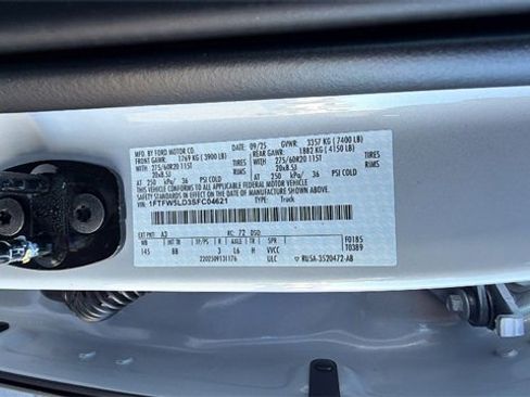 New 2025 Ford F150 Lariat w/ Equipment Group 501A Mid image 36