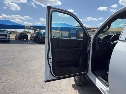 New 2026 RAM 4500 Tradesman w/ Chrome Appearance Group AWD/4WD image 10