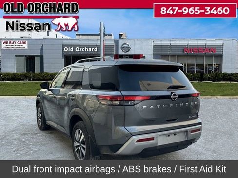 Used 2024 Nissan Pathfinder SL w/ Cargo Package image 9