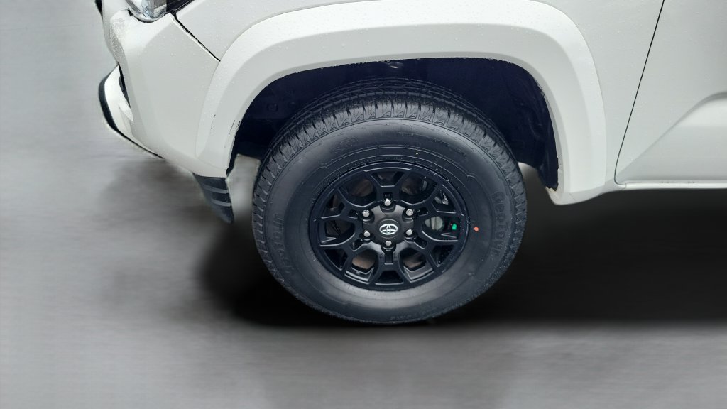 Used 2022 Toyota Tacoma SR5 w/ Technology Package RWD image 23