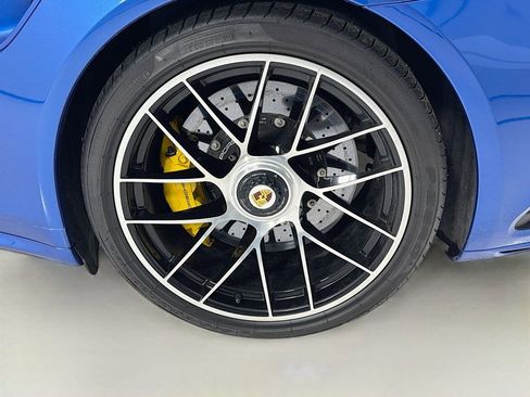 Certified 2017 Porsche 911 Turbo S image 32