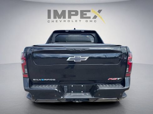 Used 2025 Chevrolet Silverado EV RST AWD/4WD image 3