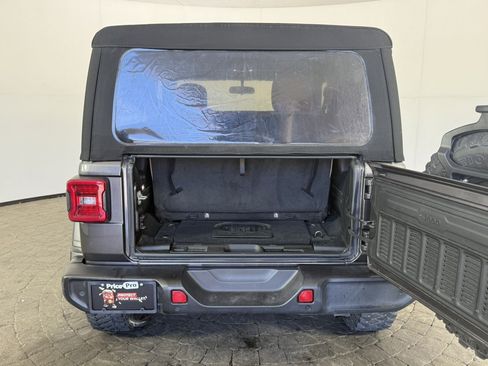 Used 2021 Jeep Wrangler Sport AWD/4WD image 7