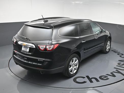 Used 2017 Chevrolet Traverse Premier image 35