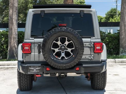 Used 2021 Jeep Wrangler Unlimited Rubicon AWD/4WD image 37