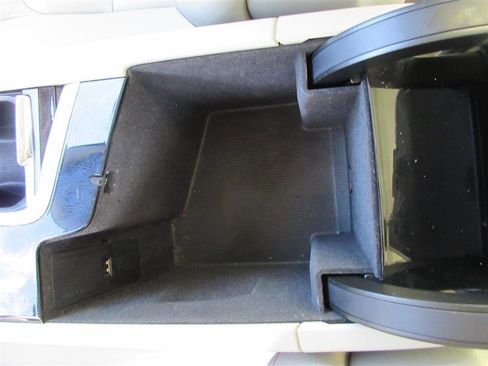 Used 2018 Volvo S90 T5 Momentum w/ Convenience Package image 17