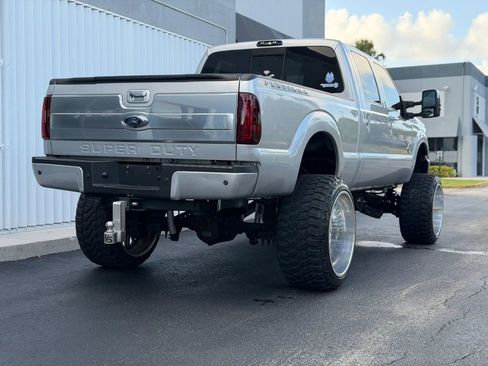 Used 2015 Ford F250 Platinum AWD/4WD image 4