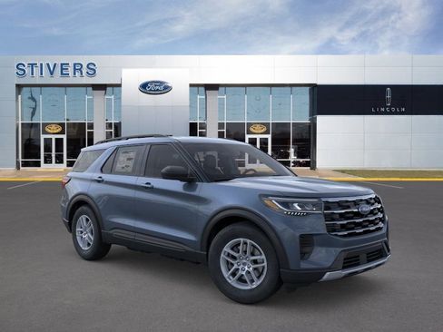 New 2026 Ford Explorer Active image 7