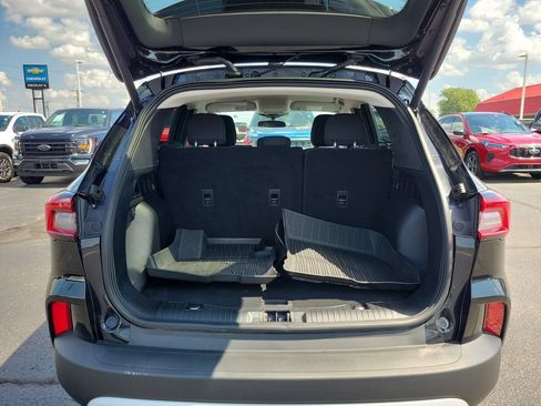 Certified 2023 Ford Escape Active AWD/4WD image 10