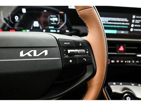 New 2026 Kia EV6 Wind RWD image 21