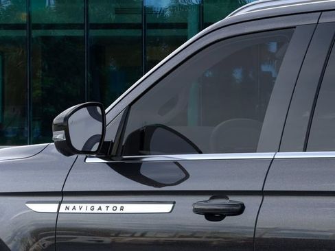 New 2026 Lincoln Navigator Reserve AWD/4WD image 20