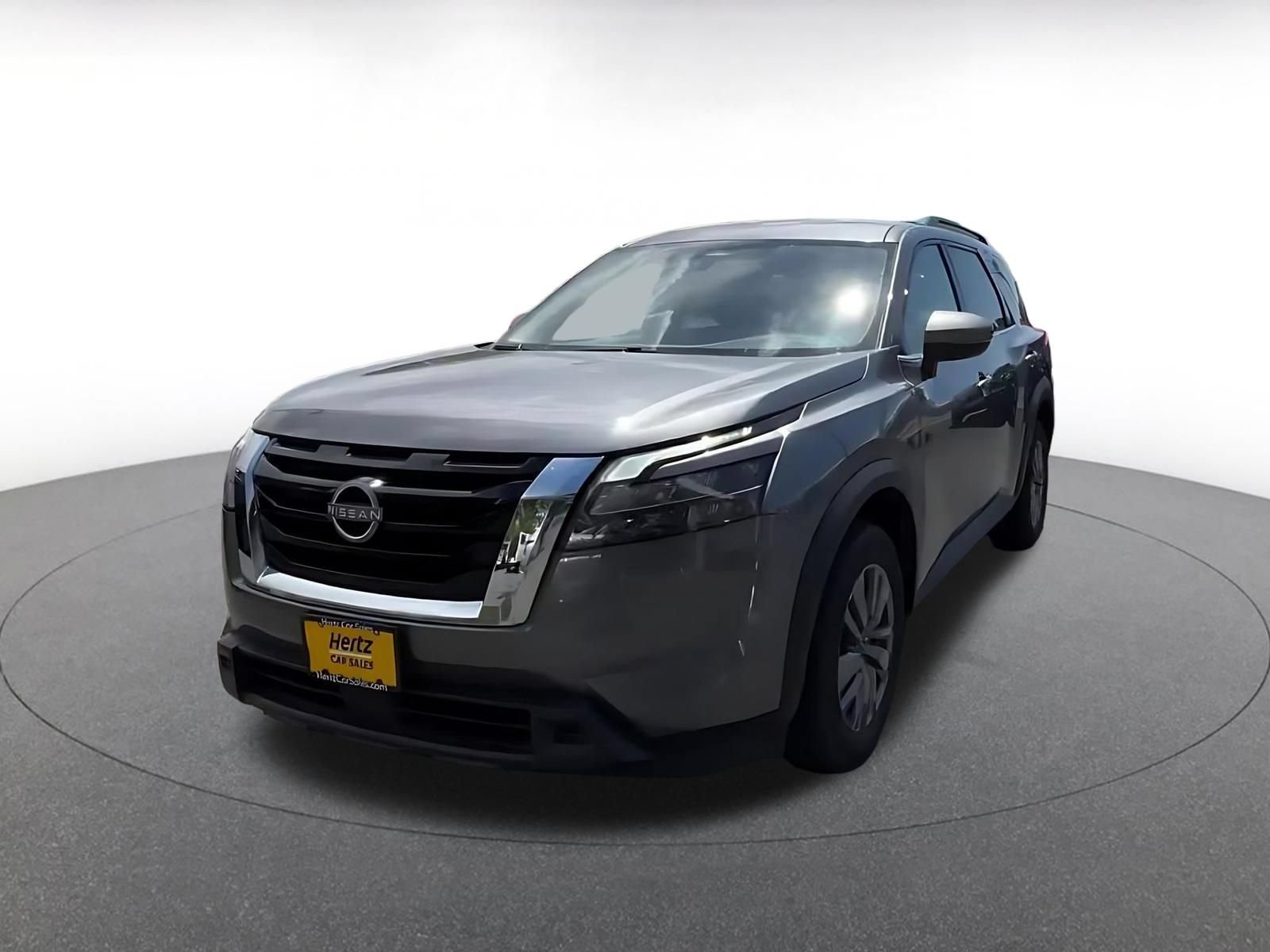 Used 2025 Nissan Pathfinder SV AWD/4WD image 6