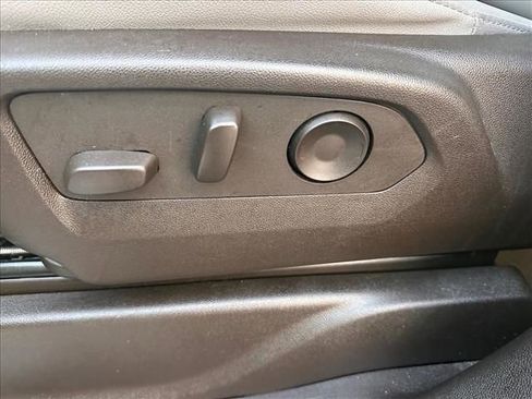 Certified 2024 Chevrolet Tahoe LT image 24